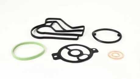 Прокладка масляного радіатора (к-кт) VW CRAFTER (06-13) 2.5d AJUSA 77006100