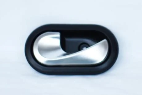 Ручка дверей внутр прав (срібло) Logan. Sandero.(08-12). Duster ASAM 55831