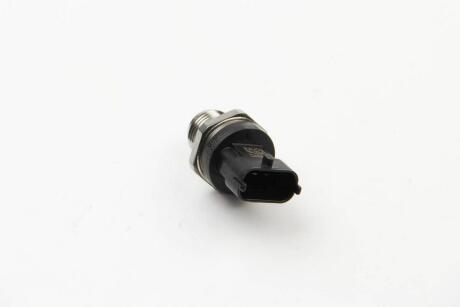 Датчик тиску палива BOSCH 0 281 006 053