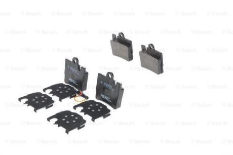 Колодки гальмівні дискові MB CL-S-Class \'\'>>02 BOSCH 0 986 424 830