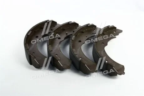 Колодка гальм. барабан. MITSUBISHI L200 задн. BOSCH 0 986 487 758