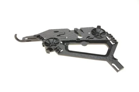 Пластина кріплення фари правої Skoda Octavia II (1Z3) (04-13) DPA 89410094502