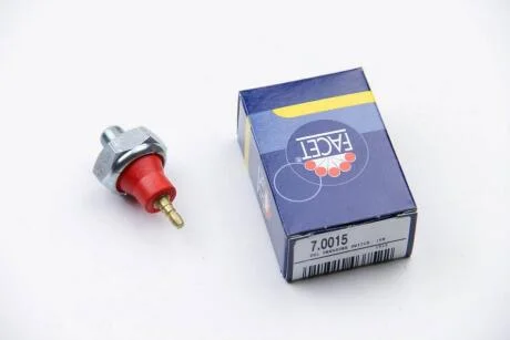 Датчик тиску оливи Opel Astra h 1.7 cdti (04-10) (7.0015) FACET 70015