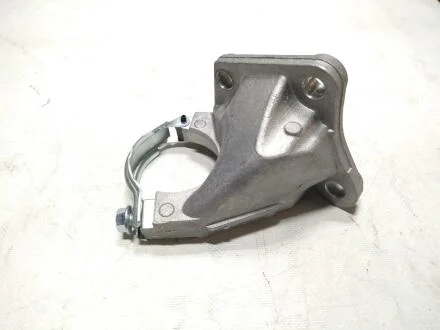 Кронштейн кріплення підвісного підшипника піввісь Renault Master III (10-) FAST FT28014