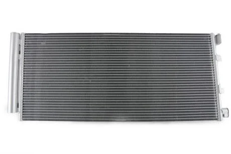 Радіатор кондиціонера Renault Master III FAST FT55315