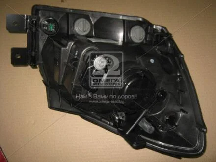 Фара передня ліва KIA Hyundai/Kia/Mobis 921010z010