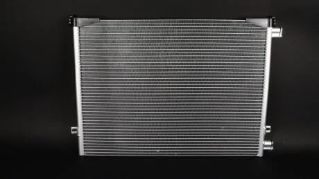 Радіатор кондиціонера (590x436,8x16) Renault Trafic II/Opel Vivaro/Nissan Primastar (01-) 1.9 dCi, 2.0i OTO RADYATOR Kale 352580