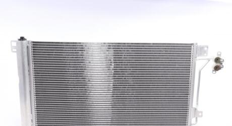 Радіатор кондиціонера MAHLE MAHLE / KNECHT AC 672 000S
