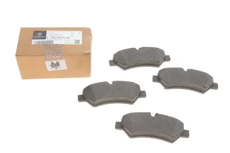 Колодки гальмівні задні (комплект 4 шт) MERCEDES MERCEDES-BENZ 9064200100