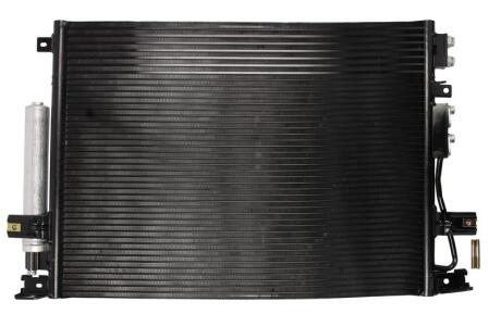 Радiатор кондицiонера NISSENS 940348