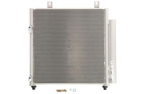 Радiатор кондицiонера NISSENS 940447