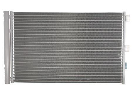 Радiатор кондицiонера NISSENS 940660