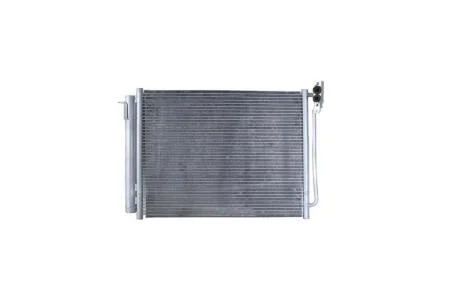 Радіатор кондиціонера BMW X5 E53 (00-) NISSENS 94605