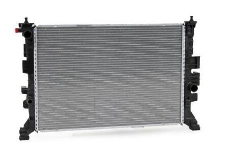Радіатор охолодження двигуна MERCEDES-BENZ A-Series 1.5D 12- NRF 58475