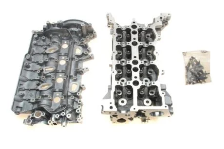 Головка ГБЦ (з клапанами) 2,3dci biturbo Master III RENAULT 110415059R