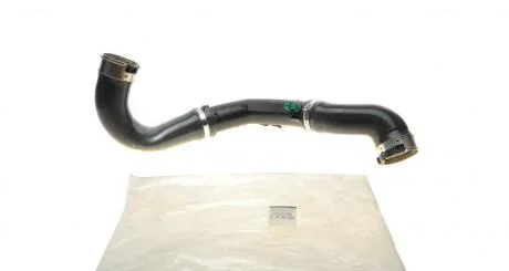 Патрубок інтеркулера 2,3dci Master III 2010- RENAULT 144600588R