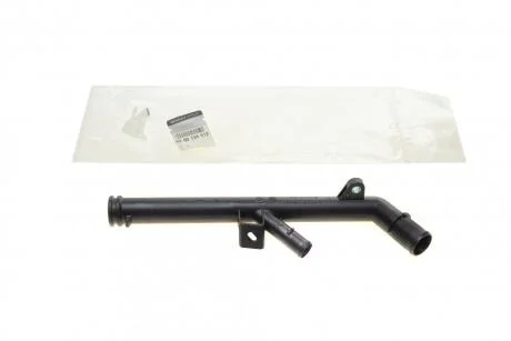 Патрубок системи охолодження RENAULT 8200134513