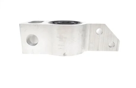 Сайлентблок важеля AUDI Q3, VW PASSAT 05- перед. міст ззаду SKF VKDS 331009