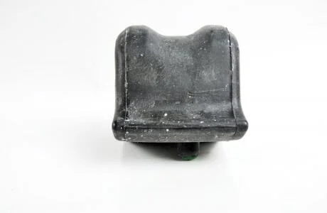 Втулка стабілізатора переднього R Auris 06-18 Corolla Mark X TOYOTA 4881512390