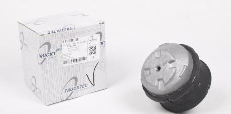 Подушка двигуна AUTOMOTIVE TRUCKTEC 02.22.044
