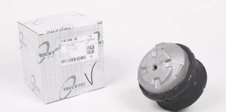 Подушка двигуна AUTOMOTIVE TRUCKTEC 02.22.044