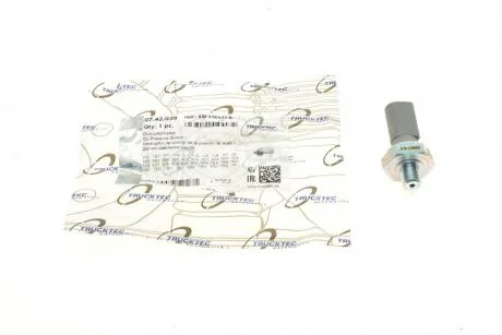 Датчик тиску оливи AUTOMOTIVE TRUCKTEC 07.42.039