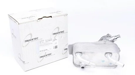 Радіатор масляний АКПП AUTOMOTIVE TRUCKTEC 08.25.037