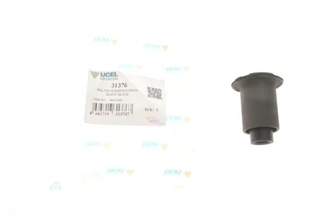 Сайлентблок важеля UCEL UC-EL 31376