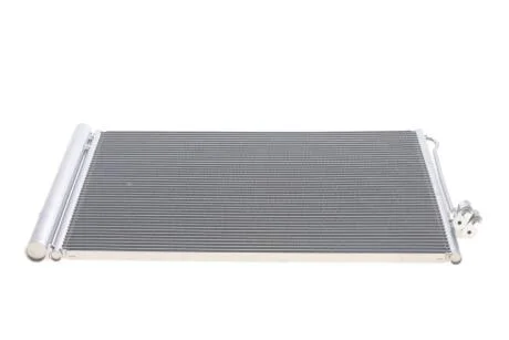 Радіатор кондиціонера BMW X5 E70 (07-) Van Wezel 06005377