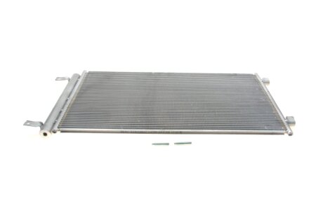 Радіатор кондиціонера Van Wezel 37015704