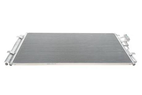 Радіатор кондиціонера Van Wezel 82005311