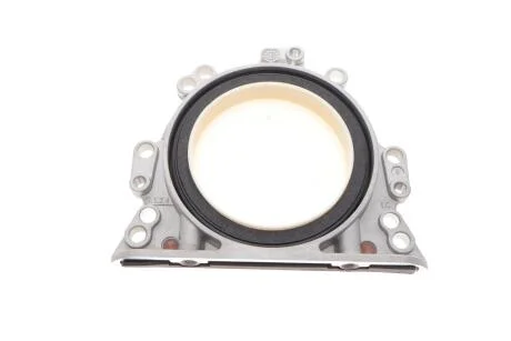 Сальник колінвала задній з кришкою Skoda Fabia (00-10),Octavia (97-11)/VW Golf (98-),Jetta (06-),Passat (97-08) Vika 11030161701