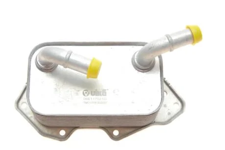 Радіатор масляний VW Touareg (11-)/Audi A4 (05-), A6 (05-), A8 (04-), Q5 (09-), Q7 (10-) Vika 11170068301